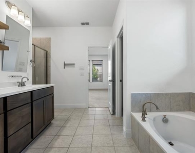 1812 Pecos Drive - Photo Thumbnail 19