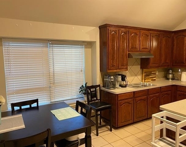 5827 Silver Sage Lane - Photo Thumbnail 6