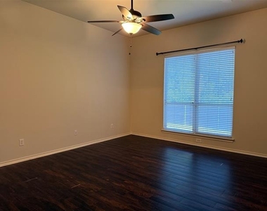 5827 Silver Sage Lane - Photo Thumbnail 19