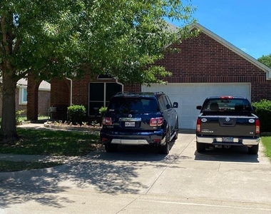 5827 Silver Sage Lane - Photo Thumbnail 2