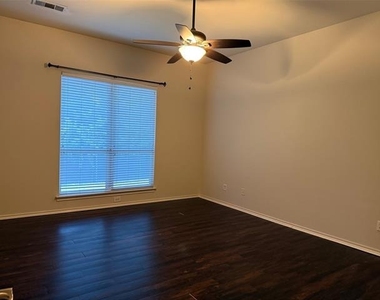5827 Silver Sage Lane - Photo Thumbnail 20