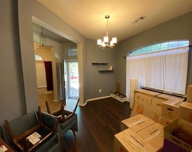 5827 Silver Sage Lane - Photo Thumbnail 4
