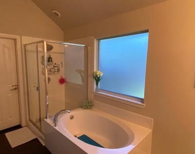 5827 Silver Sage Lane - Photo Thumbnail 15