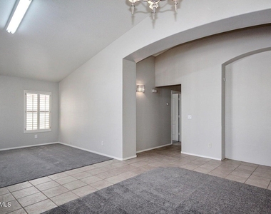 12715 W Cambridge Avenue - Photo Thumbnail 4