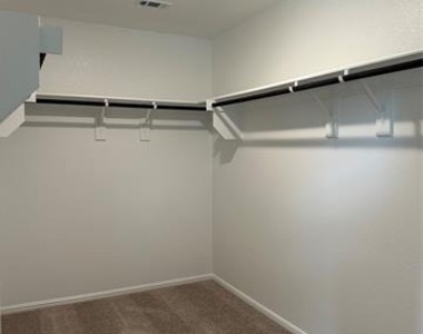 1416 Avalon Court - Photo Thumbnail 11