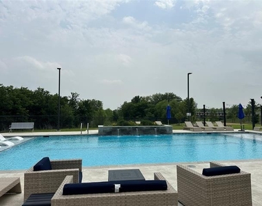 1416 Avalon Court - Photo Thumbnail 1