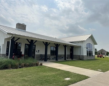 1416 Avalon Court - Photo Thumbnail 2