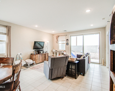 21765 N Rummler Lane - Photo Thumbnail 10