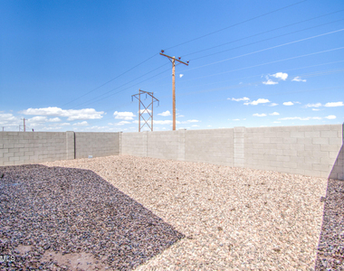 21765 N Rummler Lane - Photo Thumbnail 23