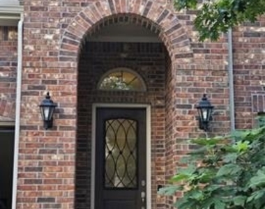 17613 Pinyon Lane - Photo Thumbnail 3