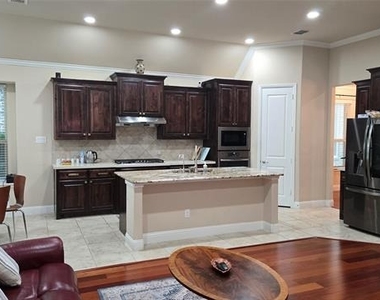 17613 Pinyon Lane - Photo Thumbnail 8