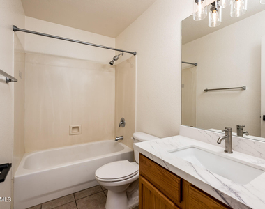 17429 W Watson Lane - Photo Thumbnail 24