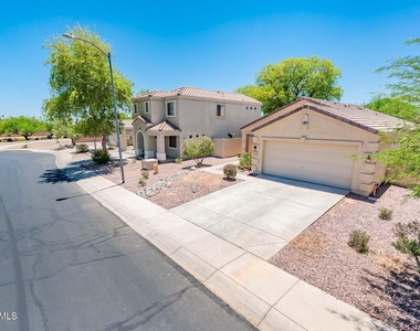 17429 W Watson Lane - Photo Thumbnail 32
