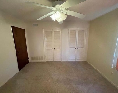 1625 Vegas Road - Photo Thumbnail 7