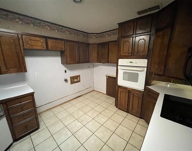 1625 Vegas Road - Photo Thumbnail 3