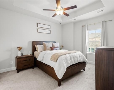2248 Palomino Street - Photo Thumbnail 8