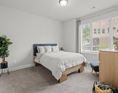 2248 Palomino Street - Photo Thumbnail 13