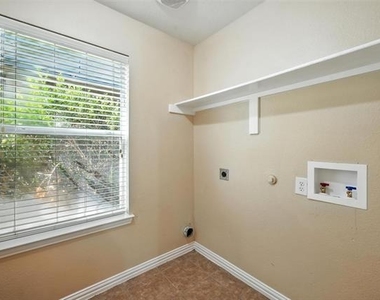 224 Bluefinch Drive - Photo Thumbnail 4