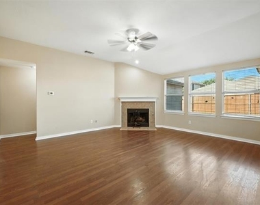 224 Bluefinch Drive - Photo Thumbnail 9