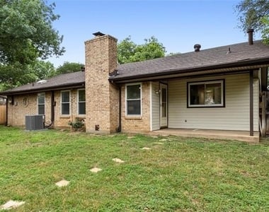 329 Stratford Drive - Photo Thumbnail 21