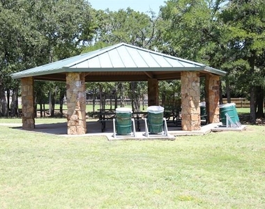 329 Stratford Drive - Photo Thumbnail 31