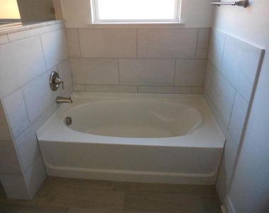 7702 Grant Lane - Photo Thumbnail 11