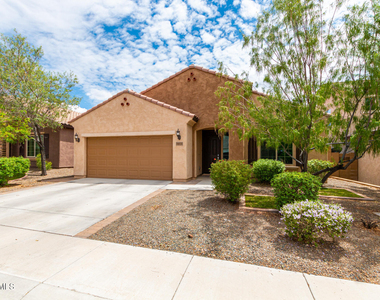 1019 W Spur Drive - Photo Thumbnail 1