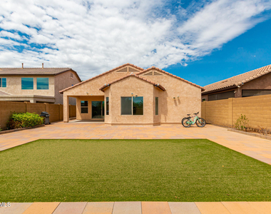 1019 W Spur Drive - Photo Thumbnail 29