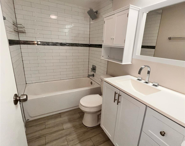 9050 Nw 28th Street - Photo Thumbnail 13