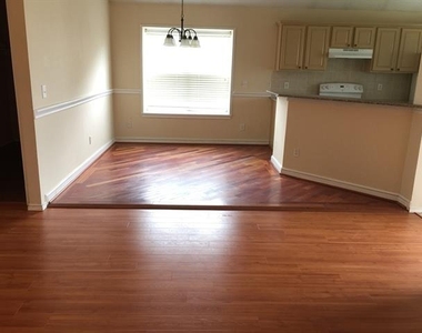 8140 Wales Drive - Photo Thumbnail 2