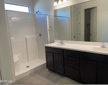815 W Nova Place - Photo Thumbnail 4