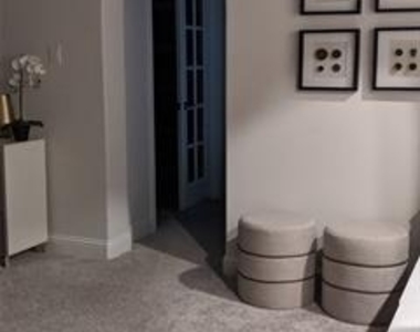 6869 Colonnade Drive - Photo Thumbnail 17