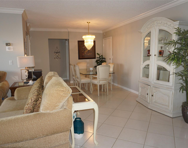 2701 N Ocean Boulevard - Photo Thumbnail 6