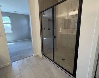 48395 N Dorotea Way - Photo Thumbnail 12