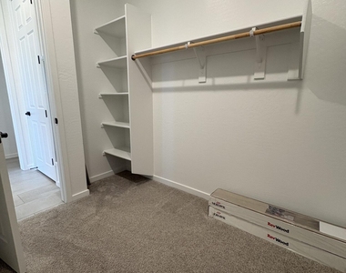 48395 N Dorotea Way - Photo Thumbnail 10