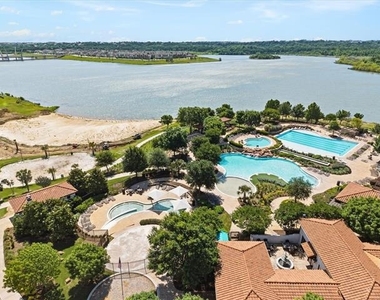 818 Trace Hawk Lane - Photo Thumbnail 35
