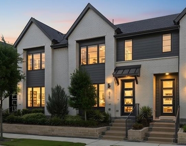 818 Trace Hawk Lane - Photo Thumbnail 1