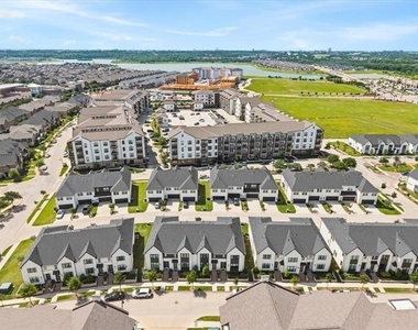 818 Trace Hawk Lane - Photo Thumbnail 31