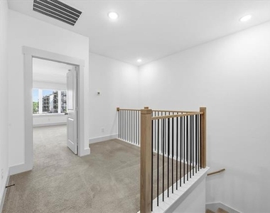 818 Trace Hawk Lane - Photo Thumbnail 13