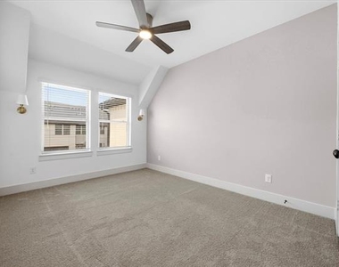 818 Trace Hawk Lane - Photo Thumbnail 21