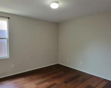 13371 Hursey Drive - Photo Thumbnail 8
