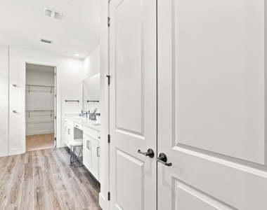 11724 Sw Aquila Way - Photo Thumbnail 27