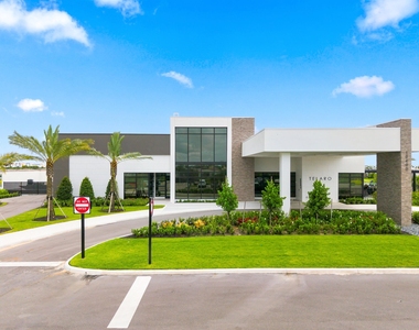 11724 Sw Aquila Way - Photo Thumbnail 52