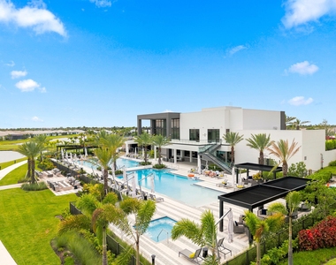 11724 Sw Aquila Way - Photo Thumbnail 57