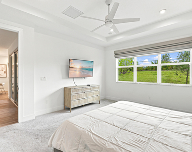 11724 Sw Aquila Way - Photo Thumbnail 25