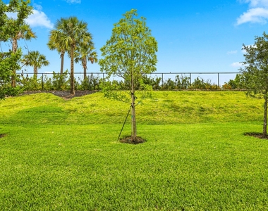 11724 Sw Aquila Way - Photo Thumbnail 40