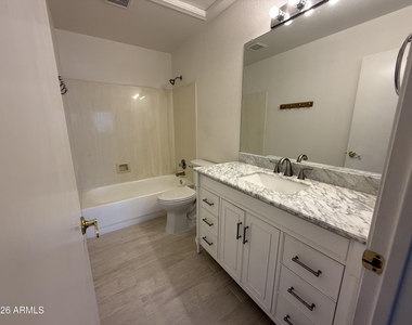 1253 N Spire Court - Photo Thumbnail 32