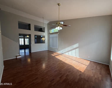 1253 N Spire Court - Photo Thumbnail 3