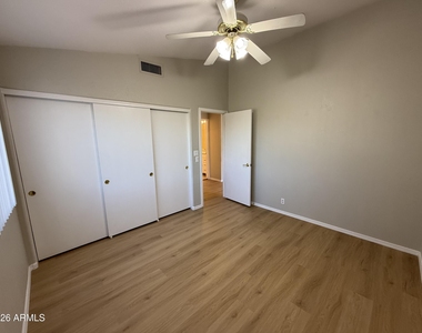 1253 N Spire Court - Photo Thumbnail 36