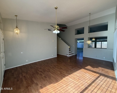 1253 N Spire Court - Photo Thumbnail 4